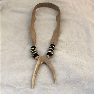 Twine & twig horn necklace